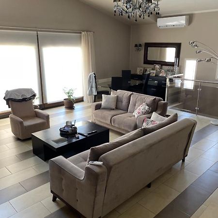 Vila Λευτερης Lákkoma Exteriér fotografie